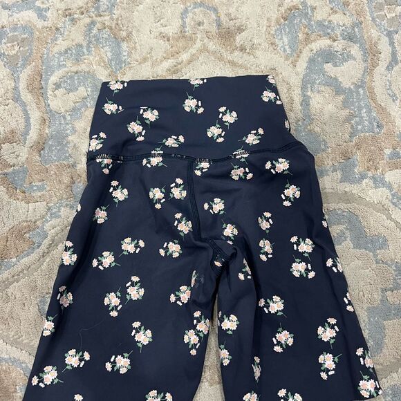 Aerie XXS bike shorts - Picture 3 of 4